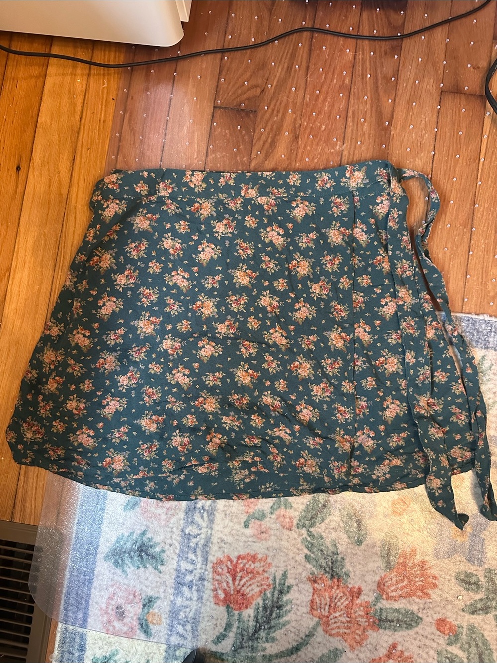 American Eagle size M Wrap Skirt